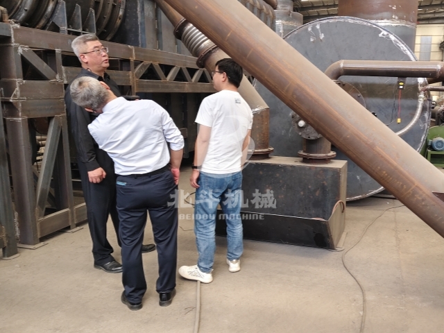 山東客戶來訪,連續式丁香花在线观看免费高清版獲高度評價