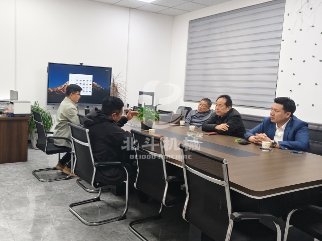 丁香花在线观看免费高清版工藝講解 客戶直觀了解優勢